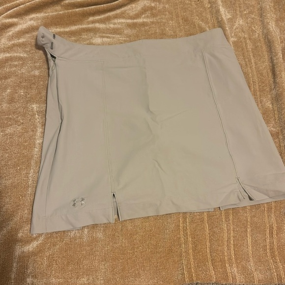 Under armour khaki skirt - Picture 1 of 3
